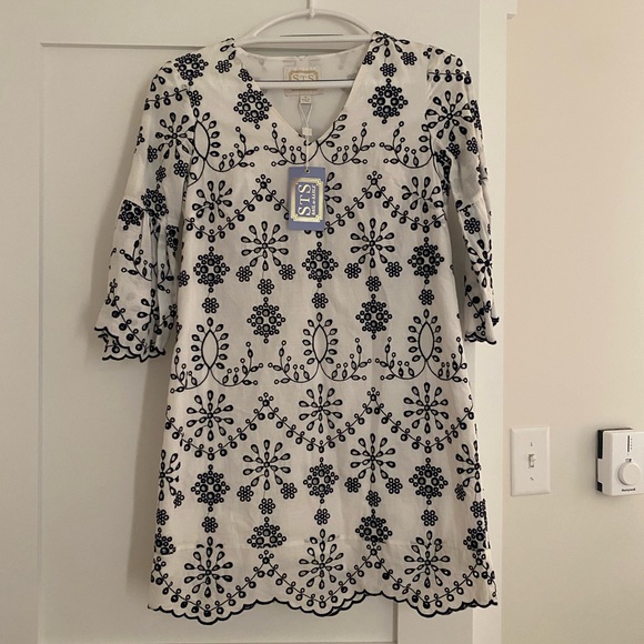 Sail to Sable Dresses & Skirts - Sail to Sable Eyelet Dress Size 0